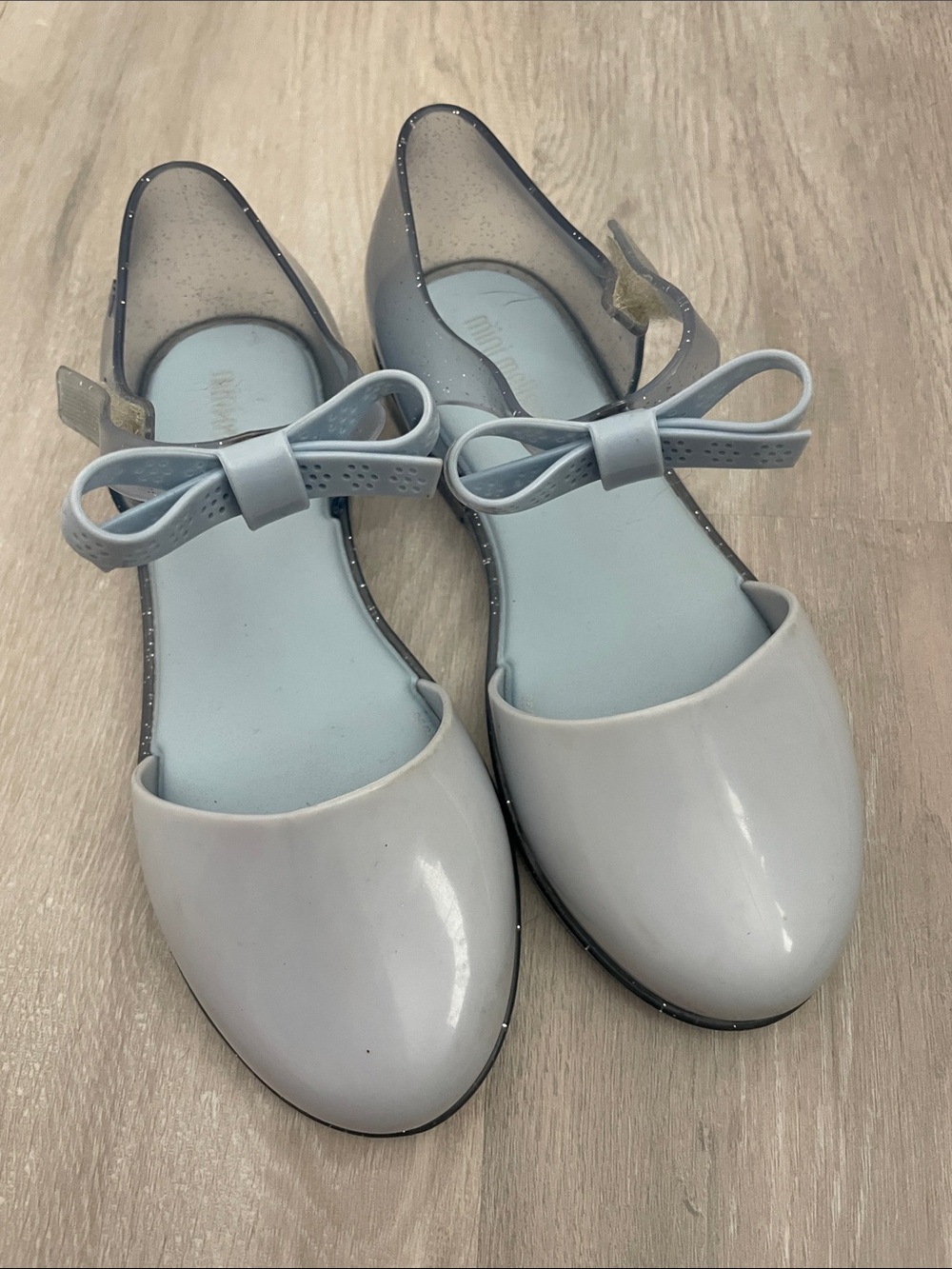Mini Melissa velcro strap shoes with bow accents